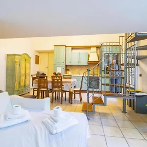 Apartment A Casa Di Maria, Naples